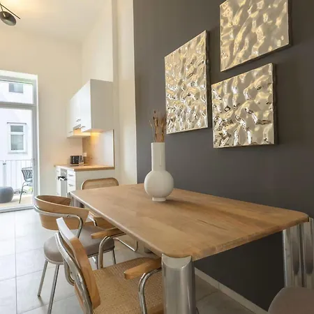 Charmantes Im Herzen Von 2br